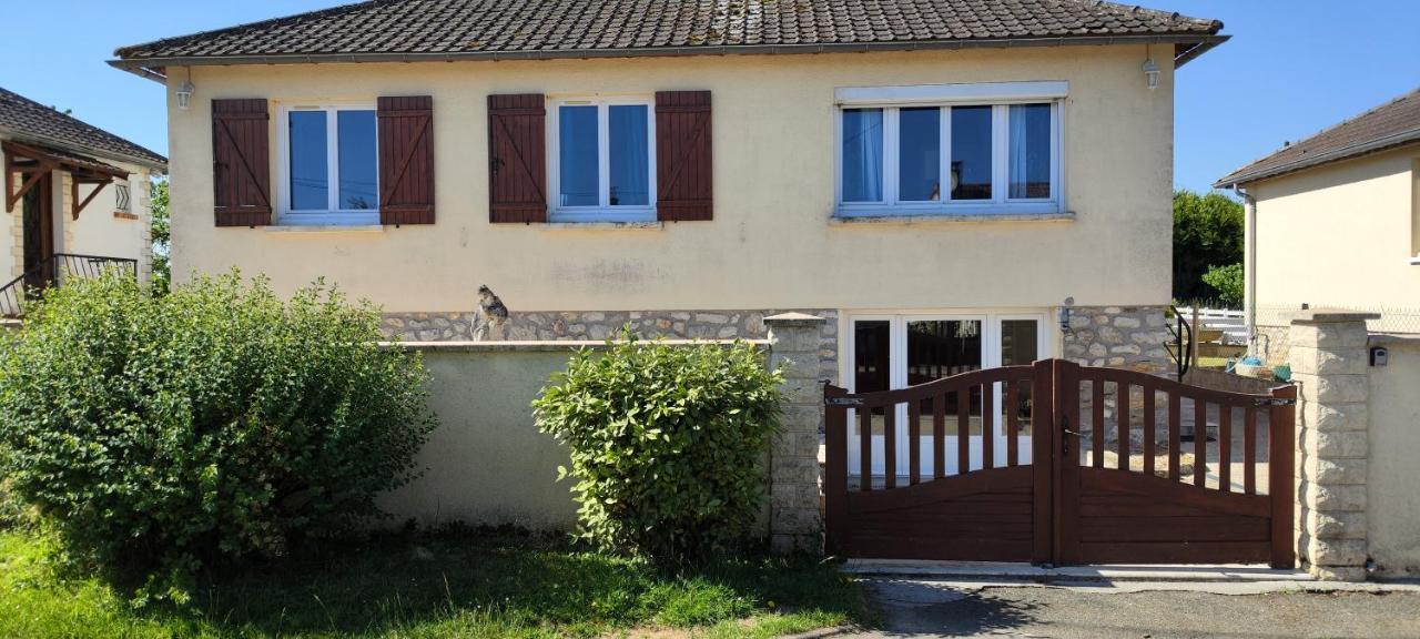 Maison De Village Avec Exterieur Oysonville Esterno foto