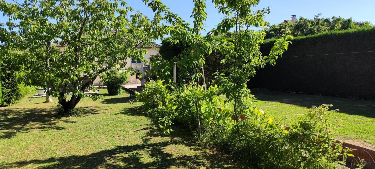 Maison De Village Avec Exterieur Oysonville Esterno foto